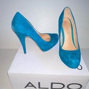 Aldo Epperly Teal Suede Platform Pump Heel